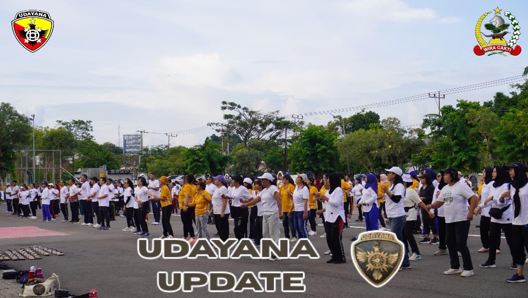 Dandim 1630/Manggarai Barat Ikut Jalan Sehat Semarakkan HUT Korpri ke-54