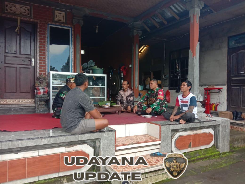 Danramil Sukasada dan Babinsa Wanagiri Jalin Silaturahmi dengan Bendesa Adat Sambut Hari Raya Kuningan