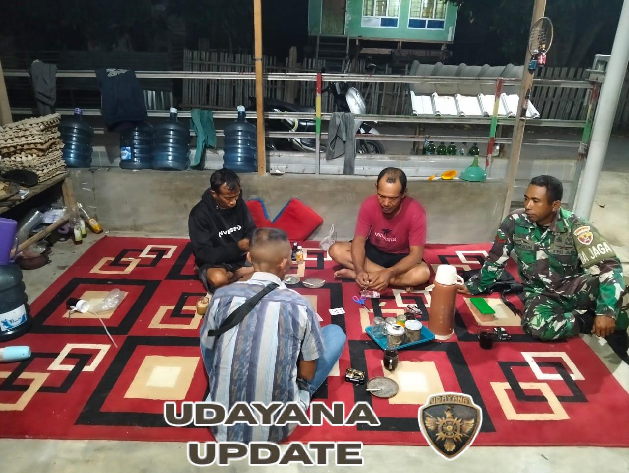 Piket Koramil 1628-04/Poto Tano Laksanakan Patroli Malam Jaga Stabilitas Keamanan Wilayah