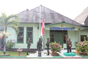 Kodim 1601/Sumba Timur Gelar Upacara Awal Bulan, Kasdim Tekankan Disiplin Prajurit