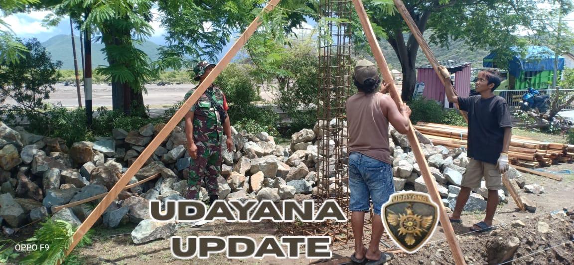 Babinsa Poto Tano Pantau Kondisi Wilayah dan Progres Pekerjaan KDKMP Desa