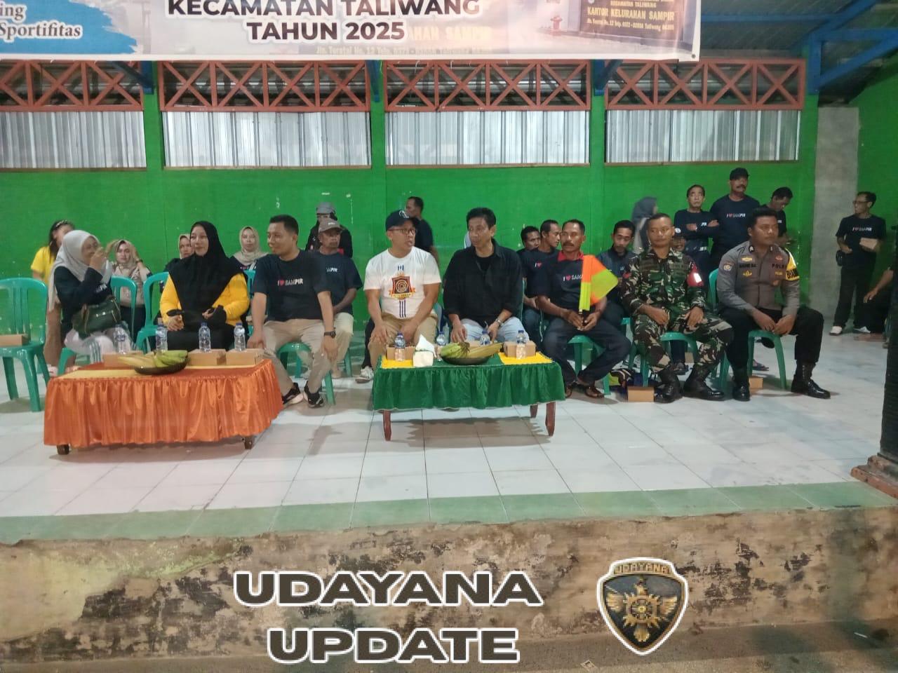 Babinsa Kelurahan Sampir Amankan Pembukaan Pertandingan Bola Voli Antar Lingkungan