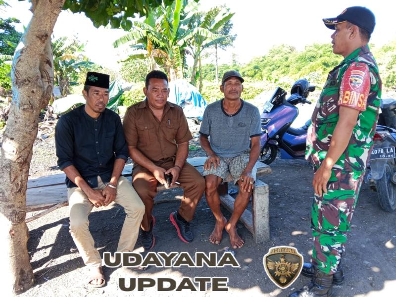 Babinsa Kampasi Meci Gelar Komsos dan Monitoring Wilayah untuk Jaga Kondusifitas Manggelewa