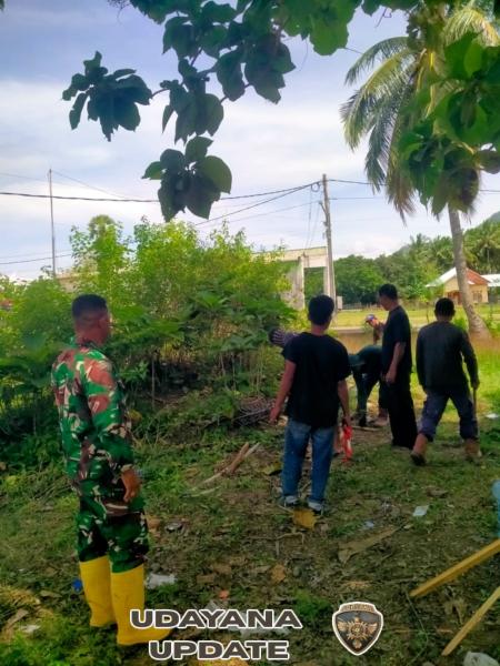 Babinsa Desa Dasan Anyar Awasi Proses Pembangunan Koperasi Merah Putih