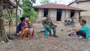 Tingkatkan Pembinaan Teritorial, Babinsa Koramil 1618-02/Miobar Turun Langsung Temui Warga Perbatasan