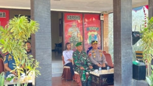 Kasdim 1603/Sikka Hadiri Apel Gelar Pasukan Operasi Lilin Turangga 2025 di Polres Sikka