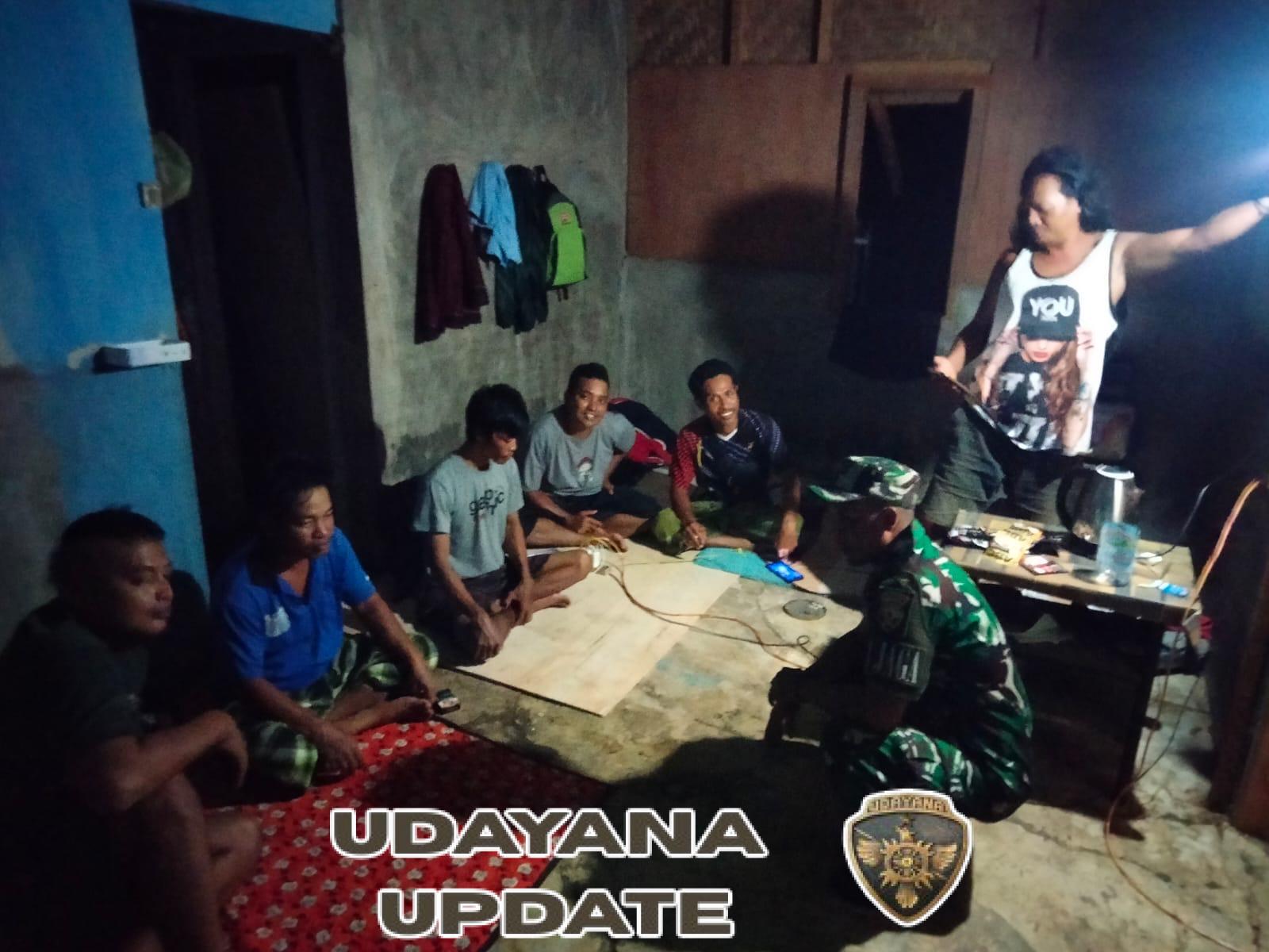 Patroli Malam Koramil 1628-04/Poto Tano Tingkatkan Keamanan dan Ketertiban Masyarakat