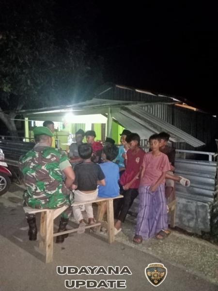 Patroli Malam Koramil 1628-04/Poto Tano Wujudkan Kamtibmas Kondusif di Wilayah