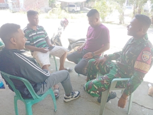 Pendekatan Humanis Babinsa Koramil 1618-03/Insut, Warga Bakitolas Sambut Positif Kehadirannya