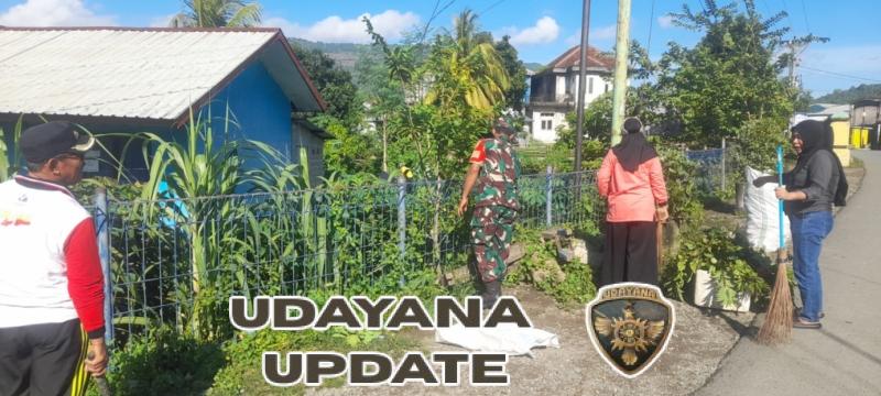 Babinsa Seteluk Tengah Bersama Pemerintah Desa Gelar Gotong Royong “Jumat Bersih”