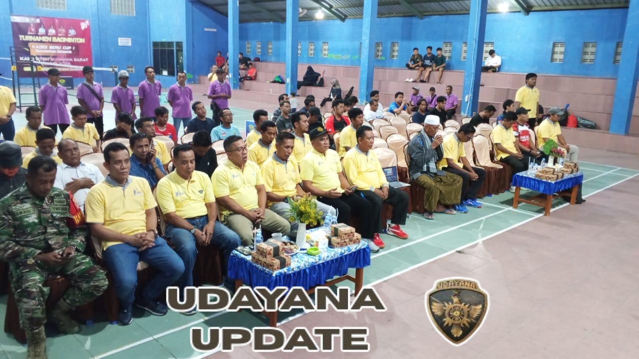 Babinsa Beru Hadiri dan Amankan Pembukaan Turnamen Badminton Kades Beru Cup I