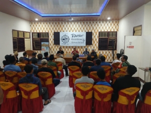 Koramil Sekongkang Gelar Patroli Malam, Imbau Warga Jaga Kamtibmas