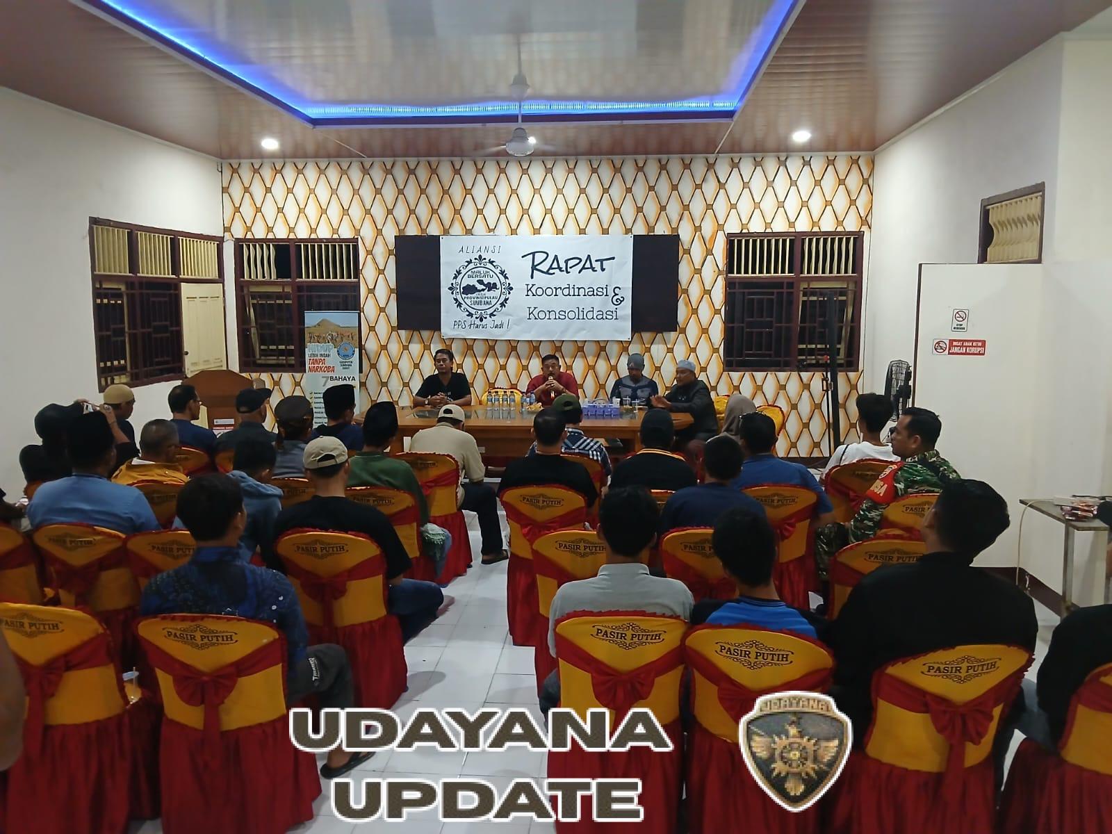 Koramil Sekongkang Gelar Patroli Malam, Imbau Warga Jaga Kamtibmas