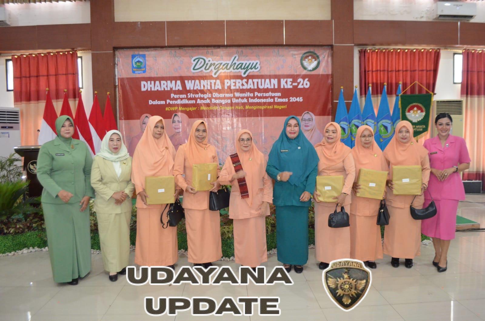 Ketua Persit Dompu Hadiri Peringatan HUT ke-26 Dharma Wanita Persatuan