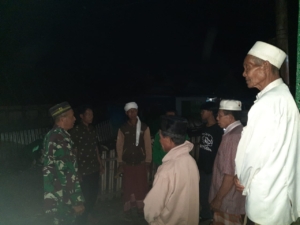 Babinsa Desa Mbawa Gelar Patroli Siskamling, Jaga Kondusifitas Wilayah Donggo