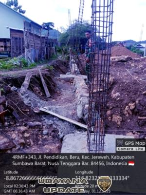 Babinsa Desa Belo Awasi Pembangunan Koperasi Merah Putih, Pastikan Proyek Tepat Sasaran