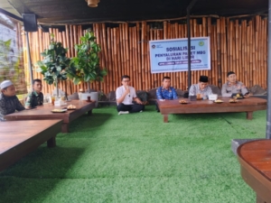 Babinsa Aikmel Timur Hadiri Sosialisasi Penyaluran Paket Makan Bergizi Gratis di Hari Libur