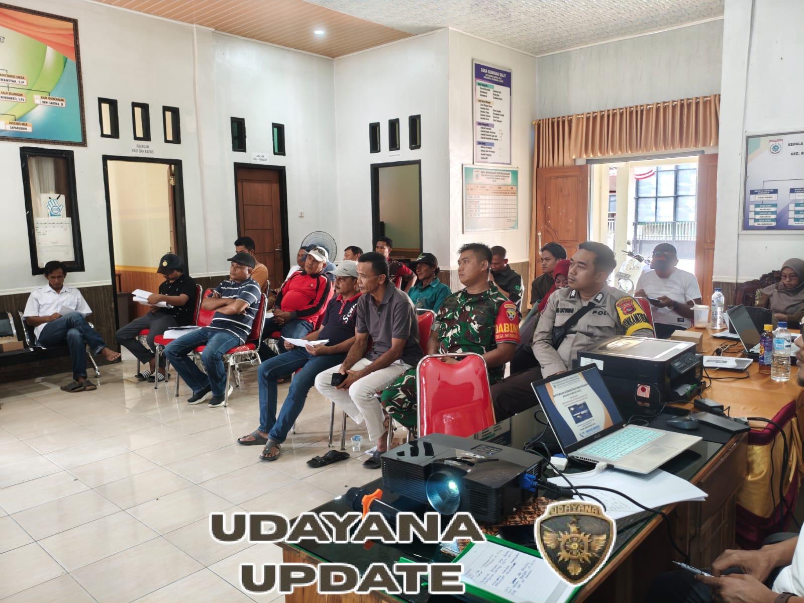 Babinsa Hadiri Pertemuan Konsultasi Masyarakat Pembangunan Embung di Desa Seminar Salit