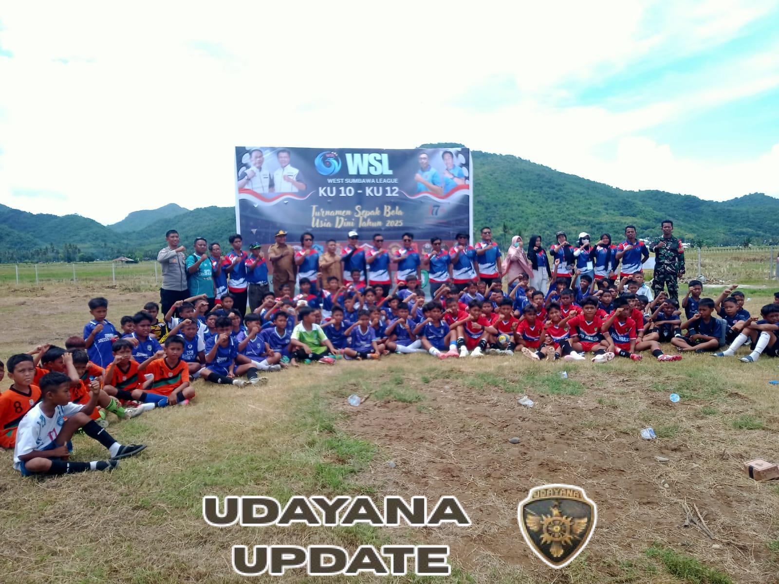 Babinsa Koramil Taliwang Hadiri Turnamen Sepak Bola Usia Dini