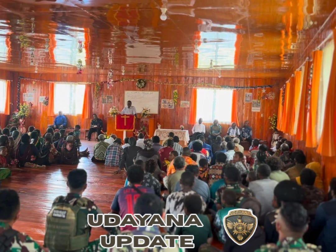 Satgas Yonif 743/PSY Pererat Persaudaraan Lewat Ibadah Minggu Bersama Jemaat Gereja Imanuel
