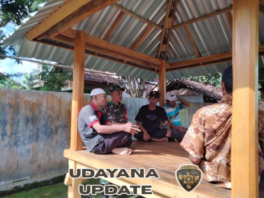 Babinsa Tebo Laksanakan Komsos dan Monitoring Wilayah Desa Binaan