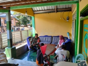 Babinsa Seteluk Imbau Warga Korban Gigitan Anjing Rabies untuk Rutin Kontrol Kesehatan