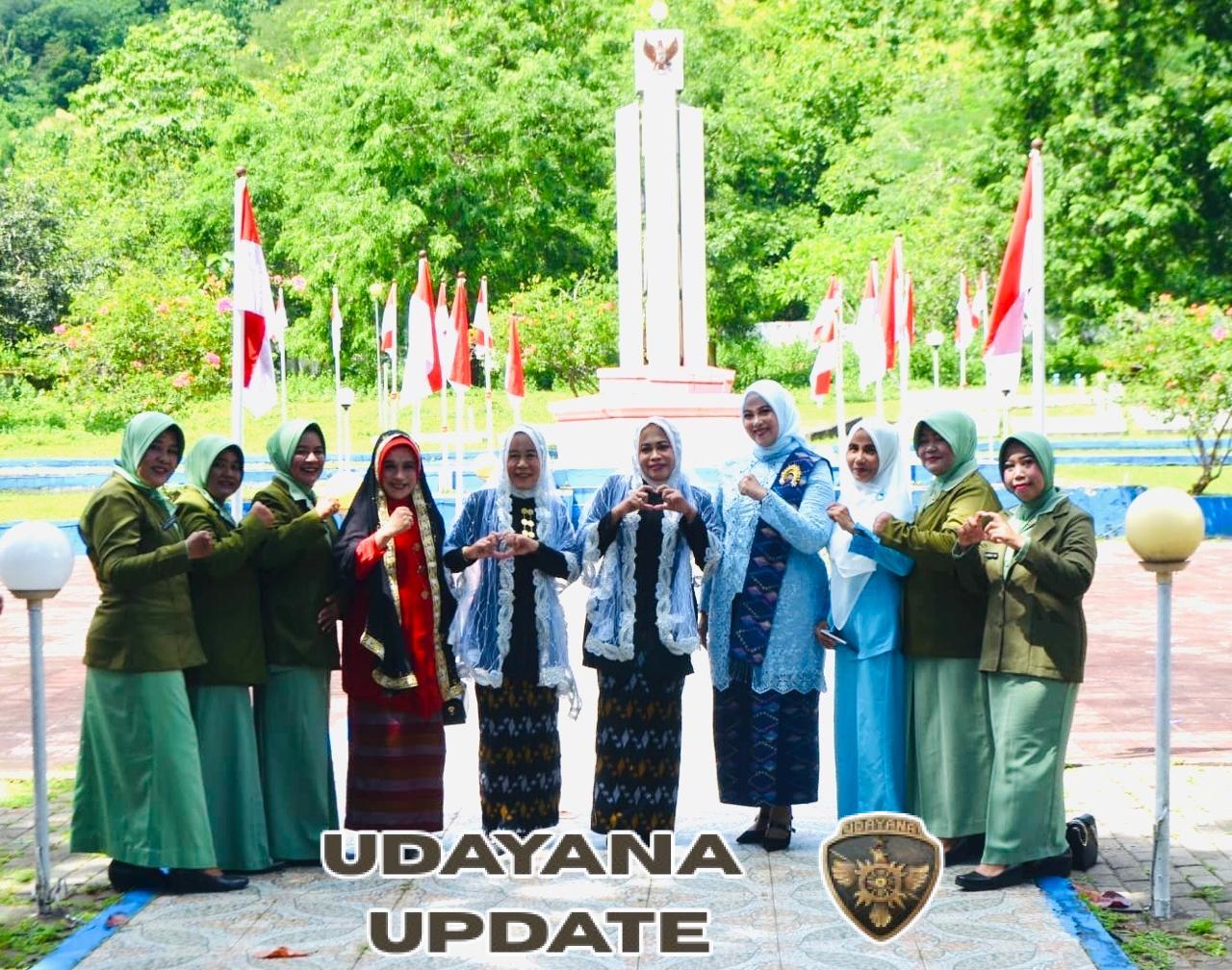 Ketua Persit Dompu Hadiri Ziarah PHI ke-97 di TMP Lepadi