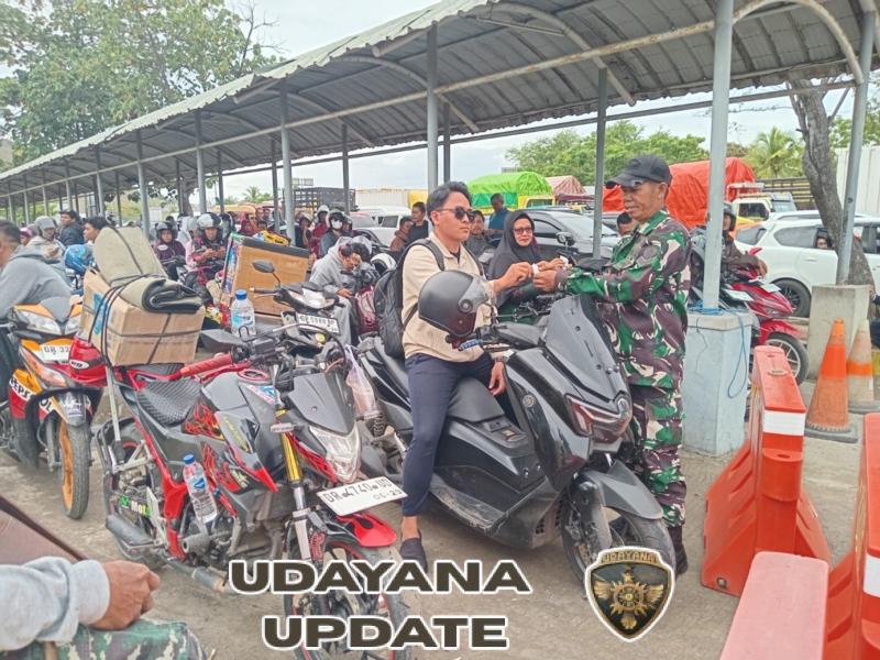Babinsa Koramil Poto Tano Laksanakan Pengamanan Pelabuhan Penyeberangan