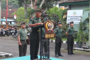 Kodim 1616/Gianyar Tegaskan Disiplin Lewat Upacara Bendera Rutin Hari Senin
