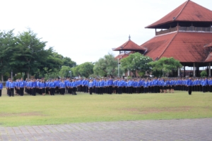 Dandim Klungkung Hadiri Peringatan HUT KORPRI Ke-54 Di Alun – Alun Ida Dewa Agung Jambe