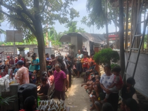 Dinsos dan Bulog Salurkan Beras dan Minyak Goreng di Kaliasem