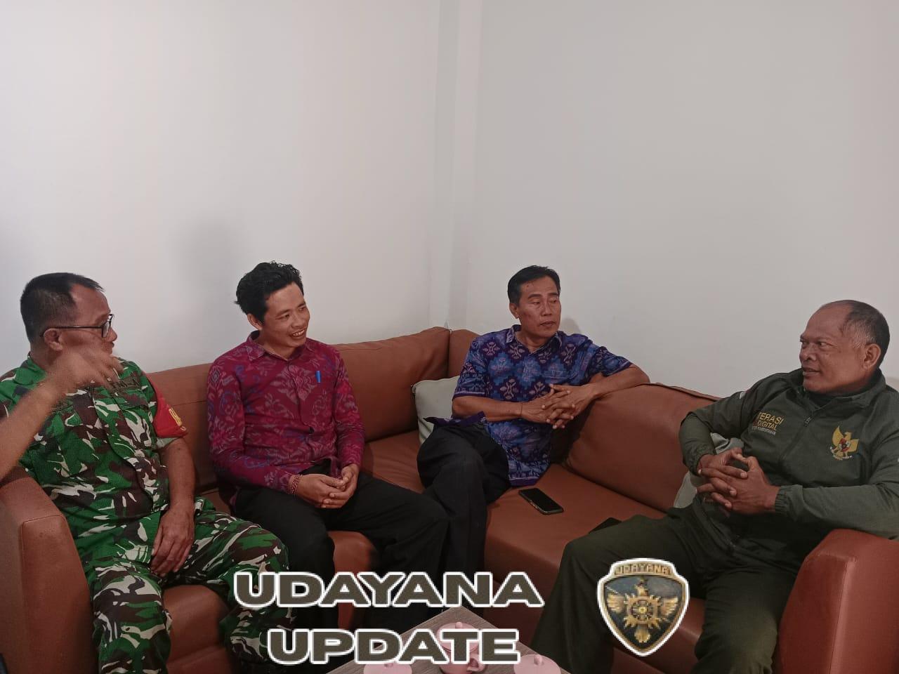 Tingkatkan Pembinaan Teritorial, Danramil Tembuku Jalin Silaturahmi dengan Pemerintah Desa Peninjoan