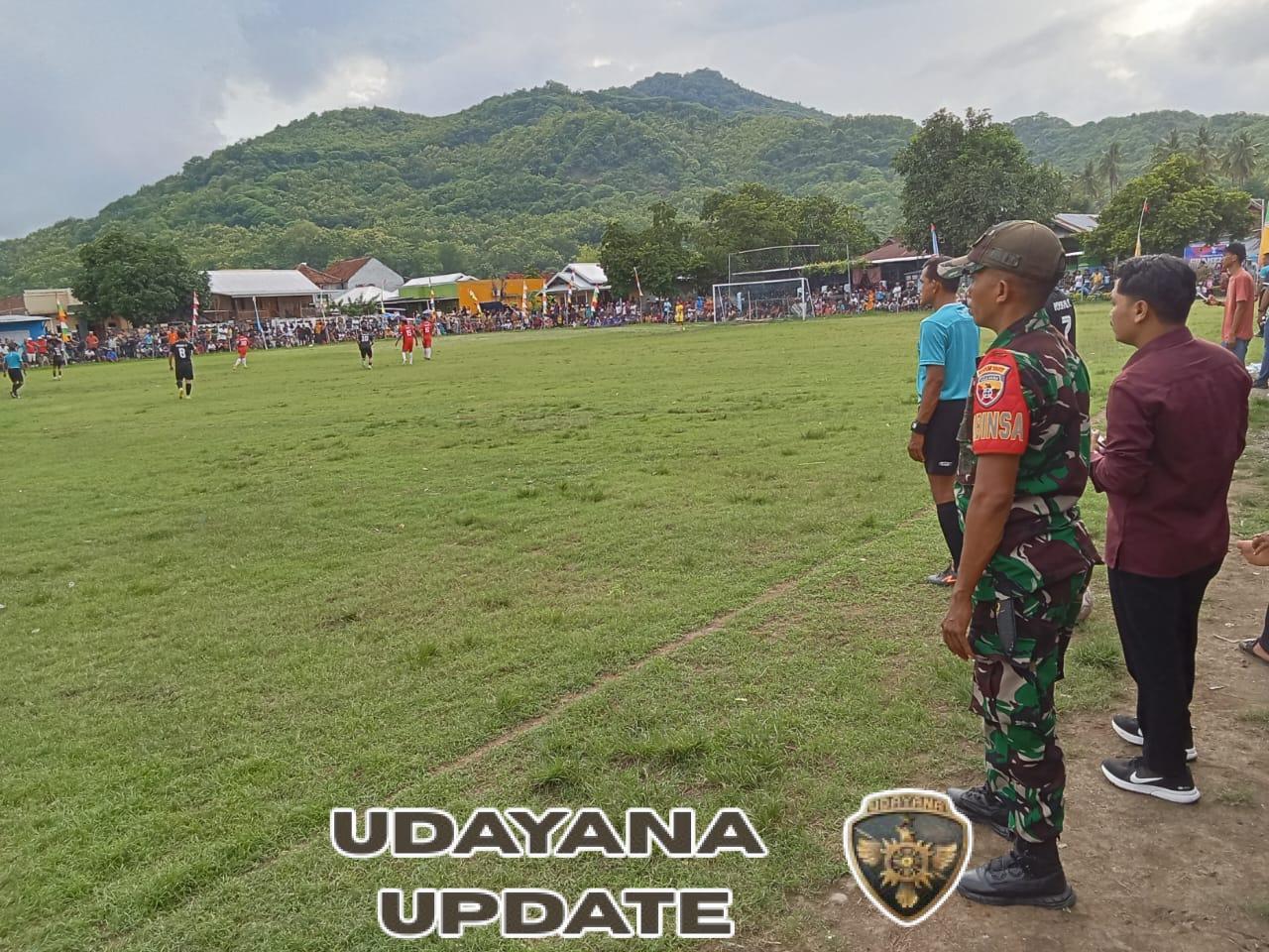 Babinsa Mapin Kebak Amankan Penutupan Turnamen Sepak Bola Bupati Cup 2025