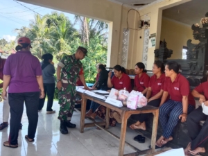 Babinsa Pesagi Dampingi Kegiatan Posyandu 6 SPM untuk Tingkatkan Pelayanan Dasar Masyarakat