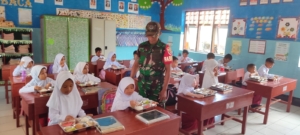 TNI Hadir untuk Rakyat: Pengawasan MBG di Sekolah Muhammadiyah Alas Barat Berjalan Lancar