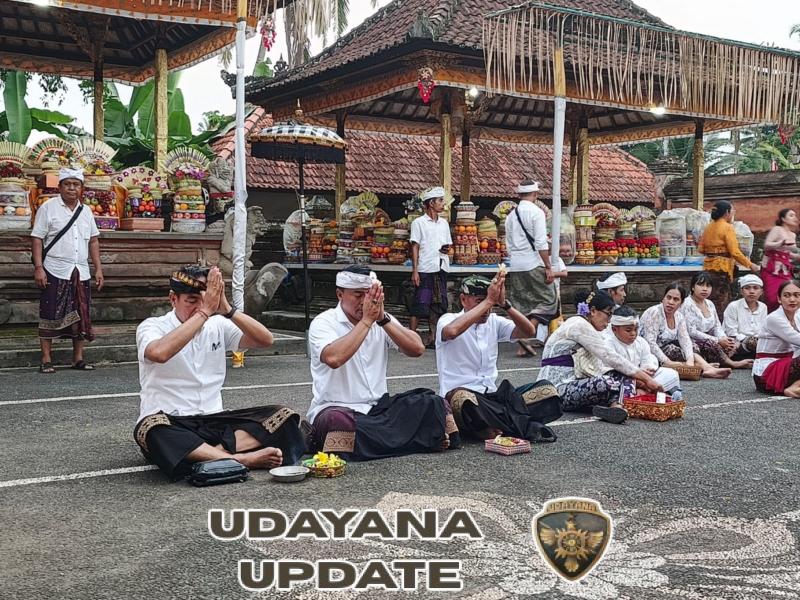 Danramil Ubud Hadiri Persembahyangan Piodalan, Pererat Hubungan dengan Masyarakat Adat