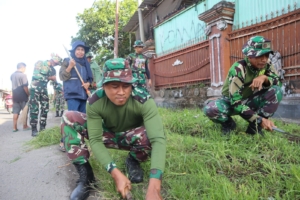 TNI, Polri, dan Masyarakat Uma Sima Bersatu dalam Karya Bakti Hari Juang TNI AD