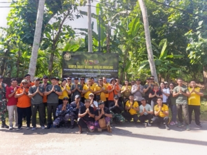 Peringati Hari Juang Kartika Ke 80, Koramil Nusa Penida Gelar Karya Bakti Bersih Lingkungan