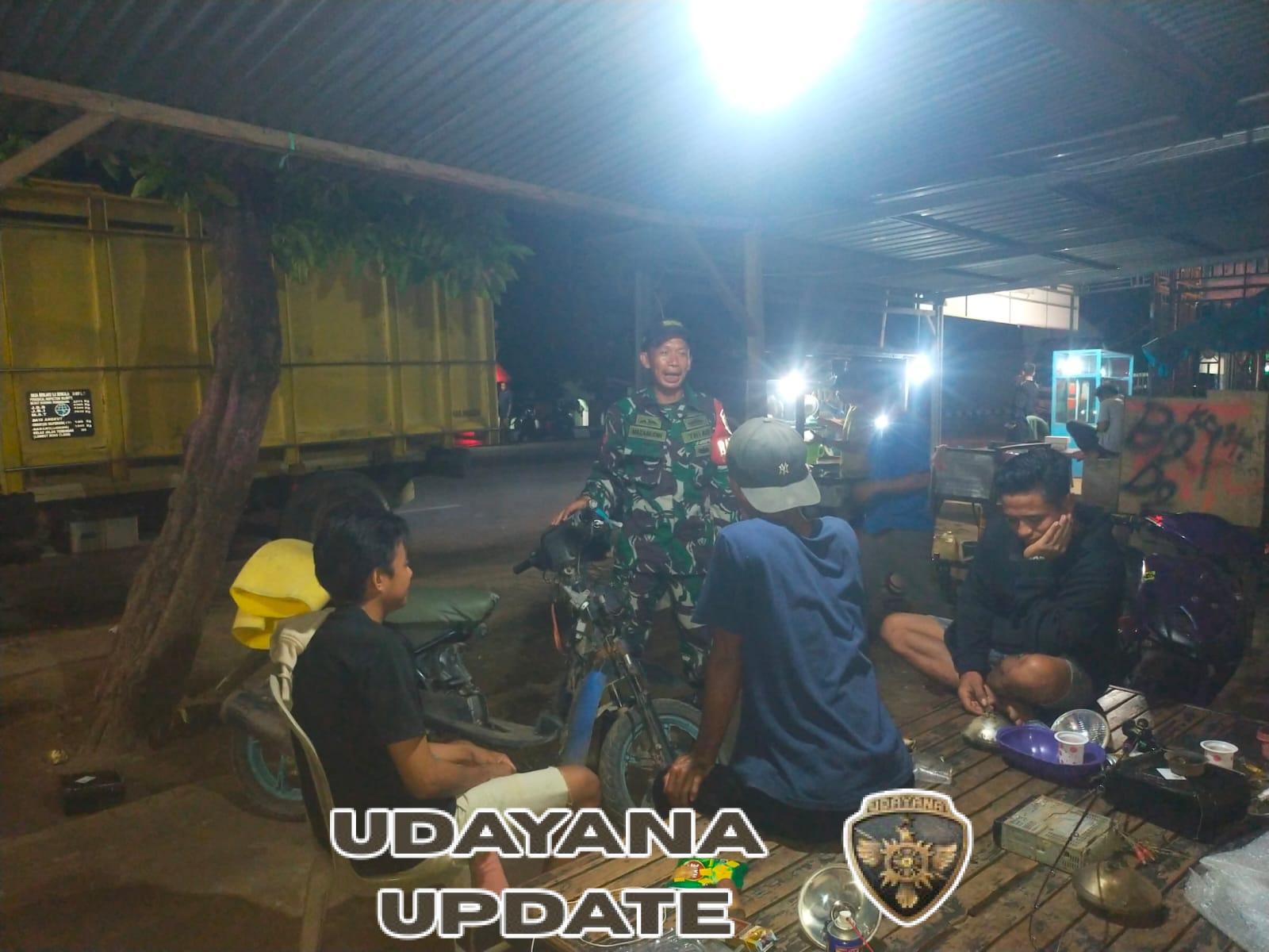 Ciptakan Rasa Aman, Koramil Lape Lopok Gelar Patroli Malam Wilayah