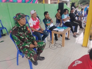 Babinsa Meraran Amankan Pertandingan Sepak Bola U-13 Se-NTB dalam Rangka Harlah KSB