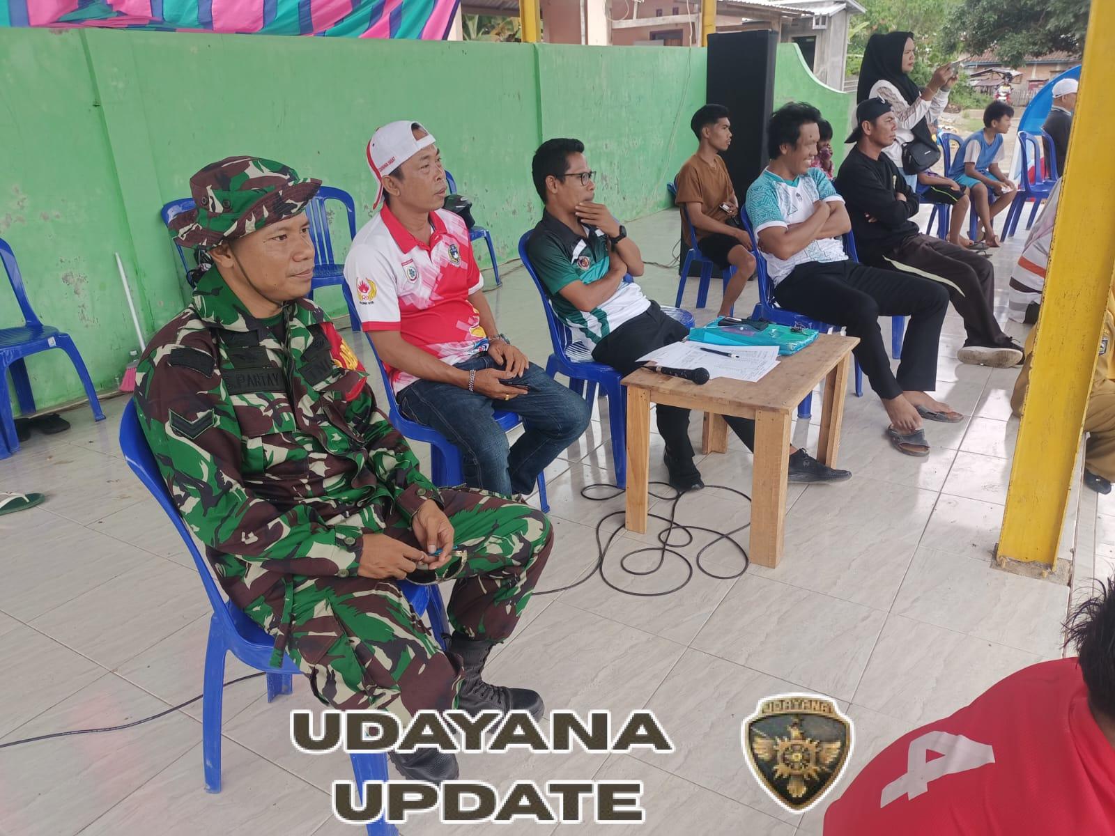 Babinsa Meraran Amankan Pertandingan Sepak Bola U-13 Se-NTB dalam Rangka Harlah KSB