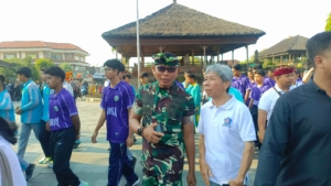 Umat Rukun dan Sinergi, Indonesia Damai dan Maju, Hari Amal Bakti Ke 80 tahun 2025 Di Klungkung Diwarnai Jalan Santai