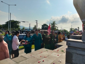 Peringatan hari Ibu Ke 97 Di Klungkung Diwarnai Ziarah