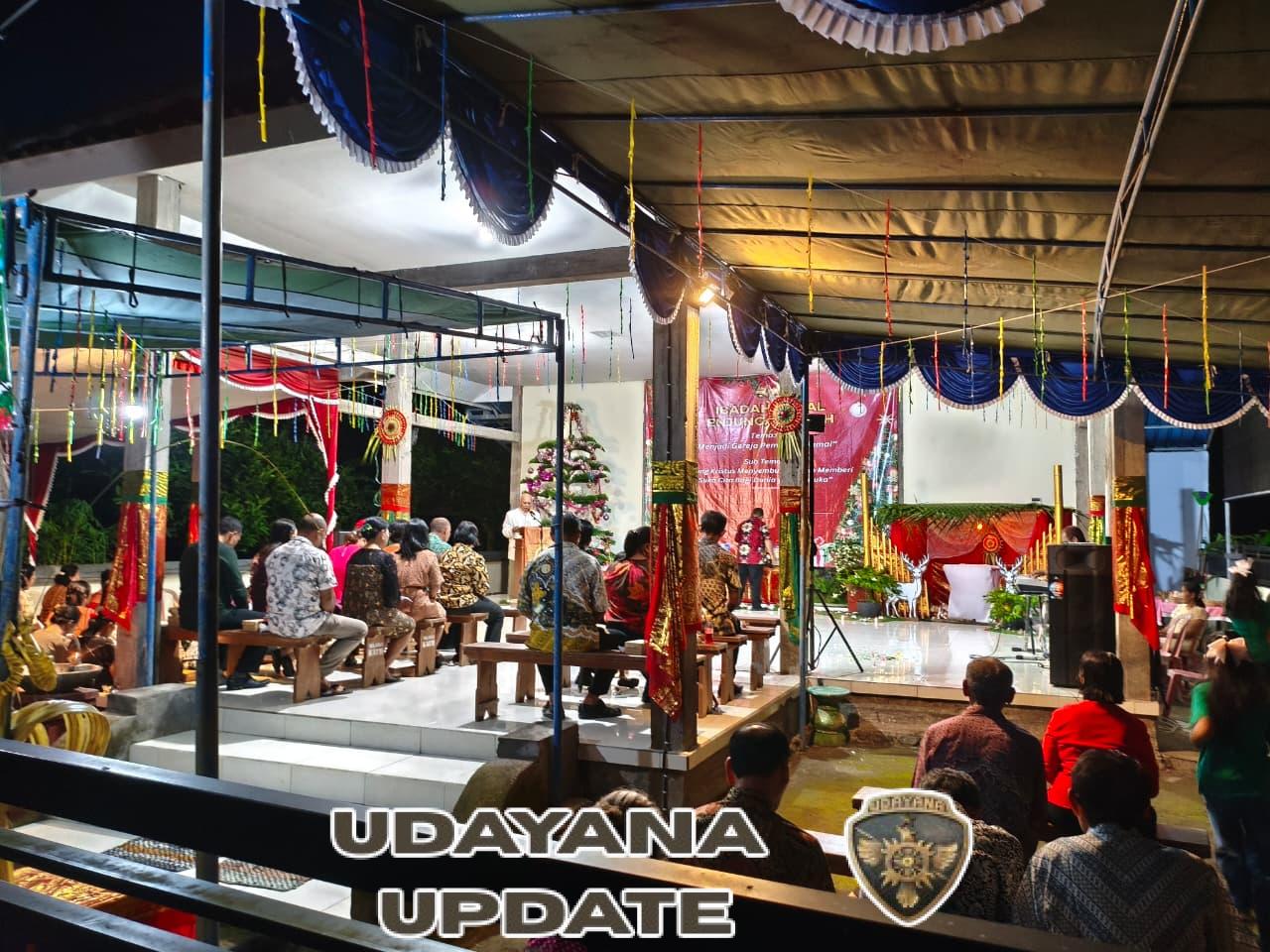 Sinergi TNI-Polri: Babinsa Blimbingsari Pastikan Ibadah Natal Berjalan Khidma