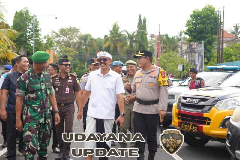 Dukung Pengamanan Nataru 2025, Kodim 1626/Bangli Hadiri Apel Gelar Pasukan Ops Lilin