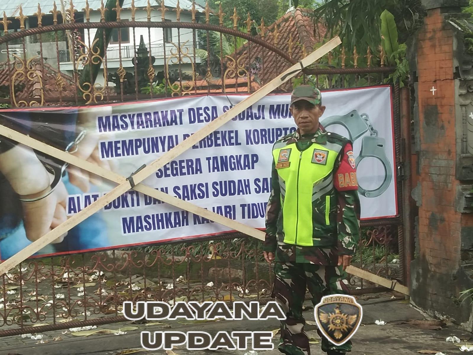 Kantor Perbekel Desa Sudaji Disegel Warga, Babinsa Laksanakan Pemantauan Keamanan