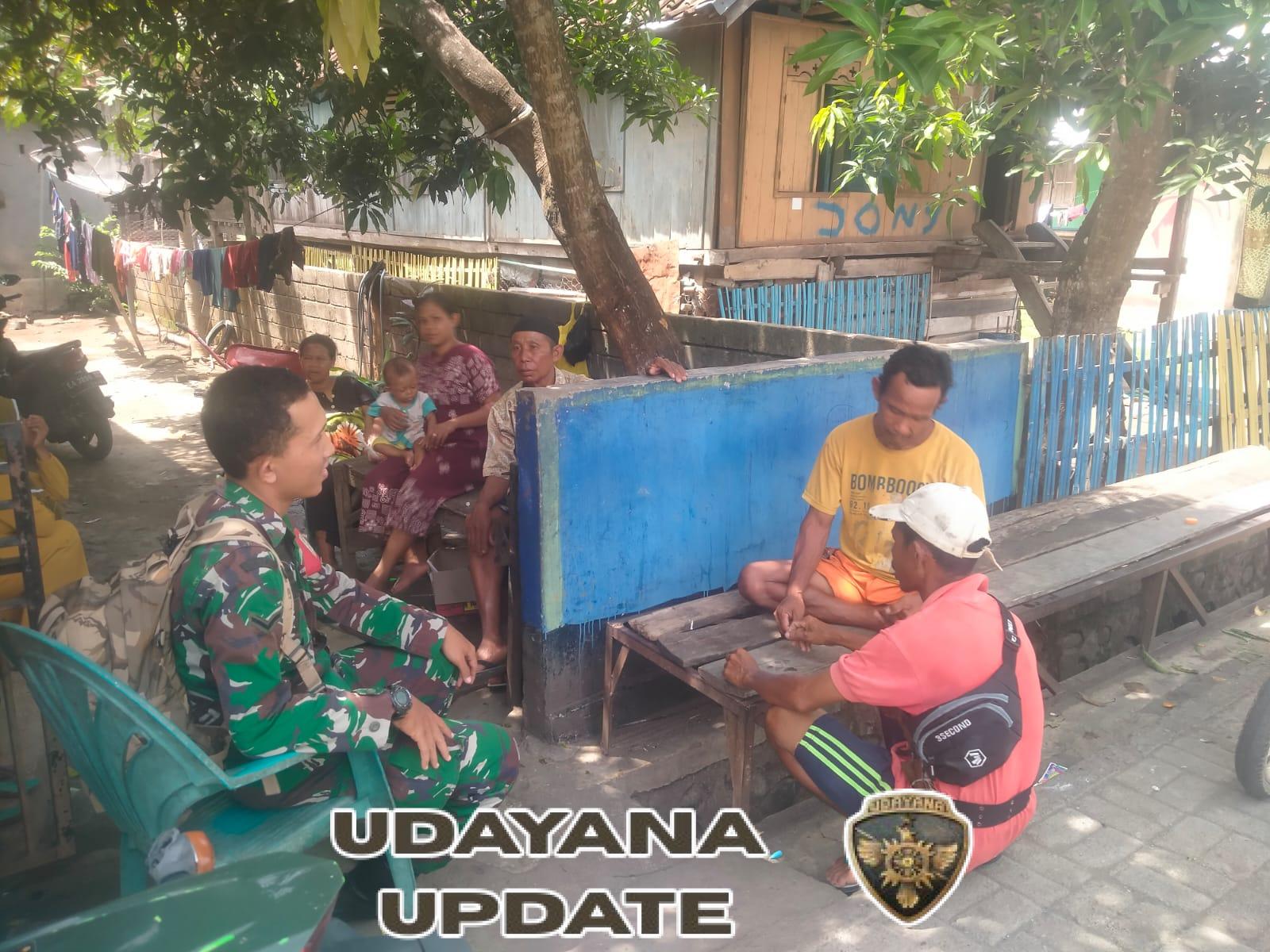 Sambangi Desa Binaan, Babinsa Koramil Utan Tegaskan Pentingnya Persatuan dan Lingkungan Sehat