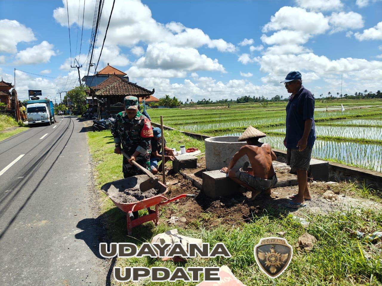 Dukung Gerakan Bali Bersih Sampah, Babinsa Desa Belumbang Bersama Warga Bangun Teba Modern