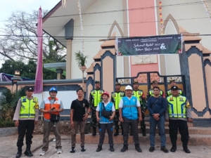 Koramil 1609-03/Seririt Bersinergi dengan Polri Amankan Ibadah Malam Kudus GKPB Pelangi Kasih Tangguwisia