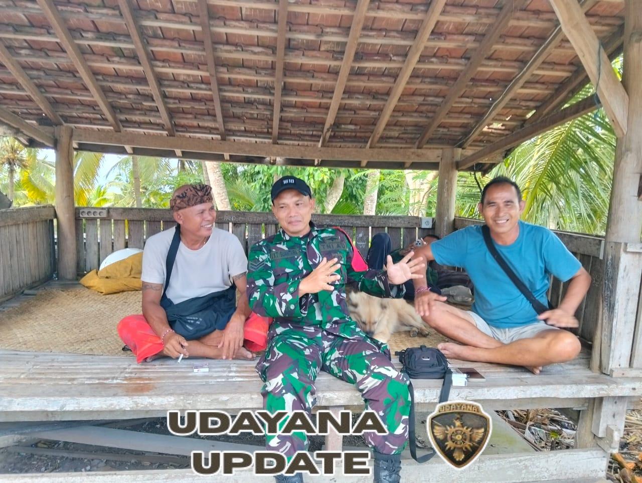 Pantau Obyek Wisata Klingking, Babinsa Bunga Mekar Komsos Bersama Warga Penggiat Pariwisata